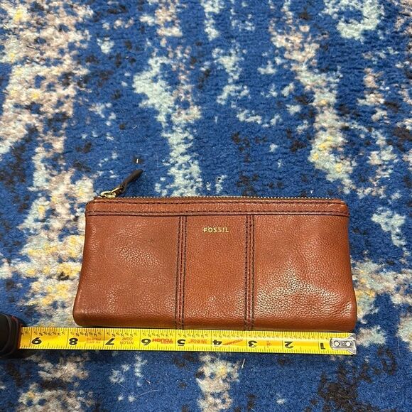 Fossil Brown Leather Wallet - Picture 10 of 11